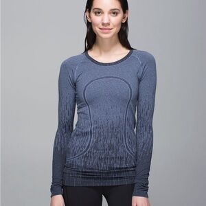 Lululemon Run: Swiftly Tech Long Sleeve Crew - Heathered Deep Navy - size 6